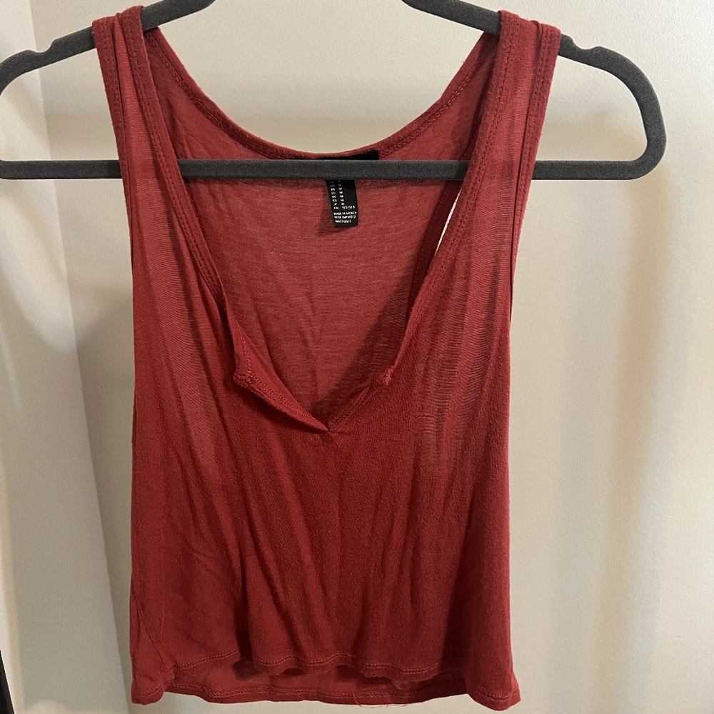 Split neck rose tank top